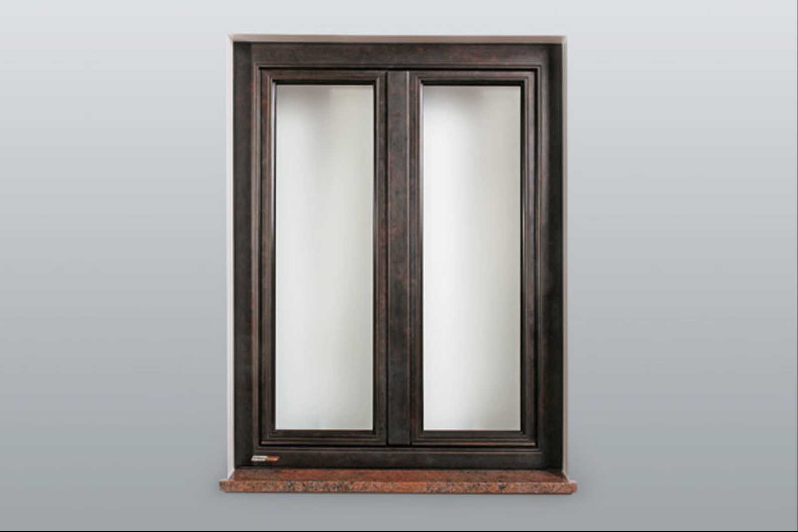 Окно из бронзы, вид снаружи