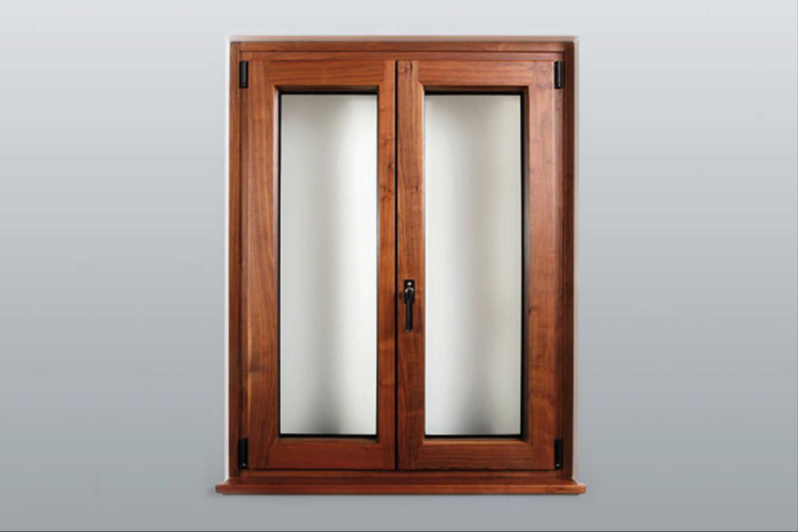 Окно из бронзы, вид изнутри